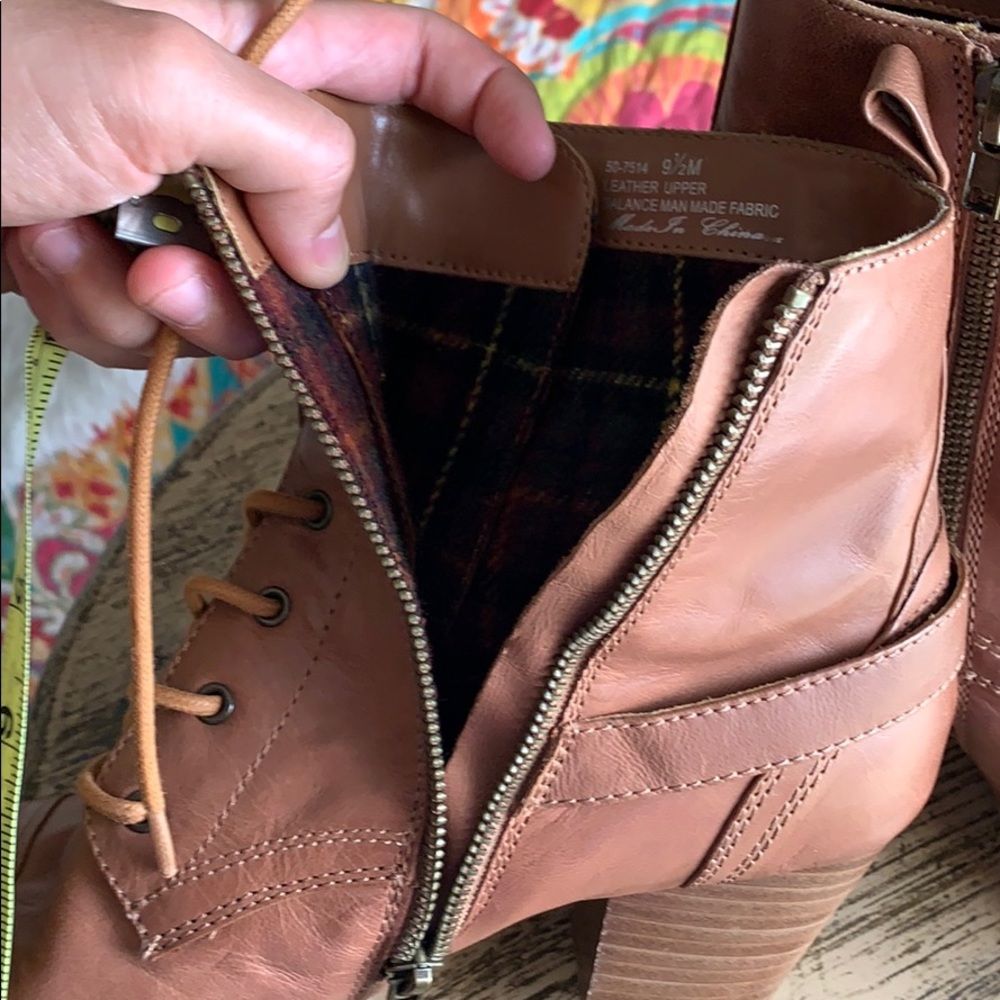 NWOB Bella vita Boots - Picture 12 of 12